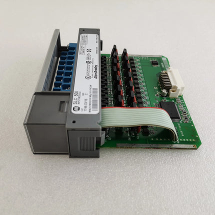 1746-OV16 Allen Bradley PLC