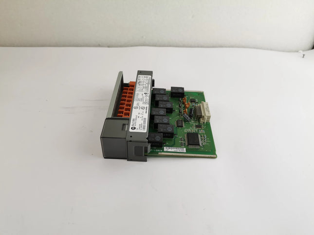 1746-OX8 Allen Bradley PLC