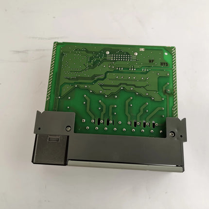 1746-OX8 Allen Bradley PLC