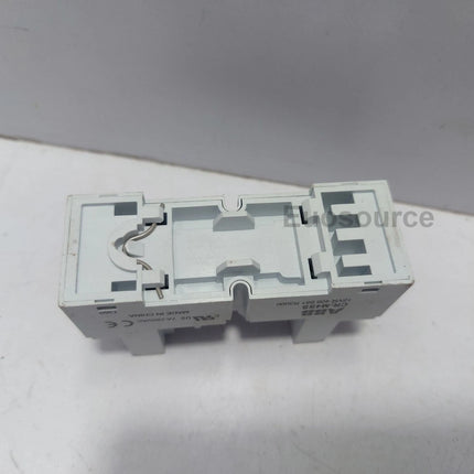 1SVR405651R3000 ABB Relay