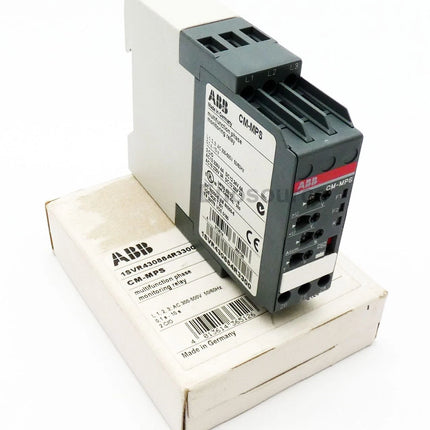 1SVR430884R3300 ABB Relay