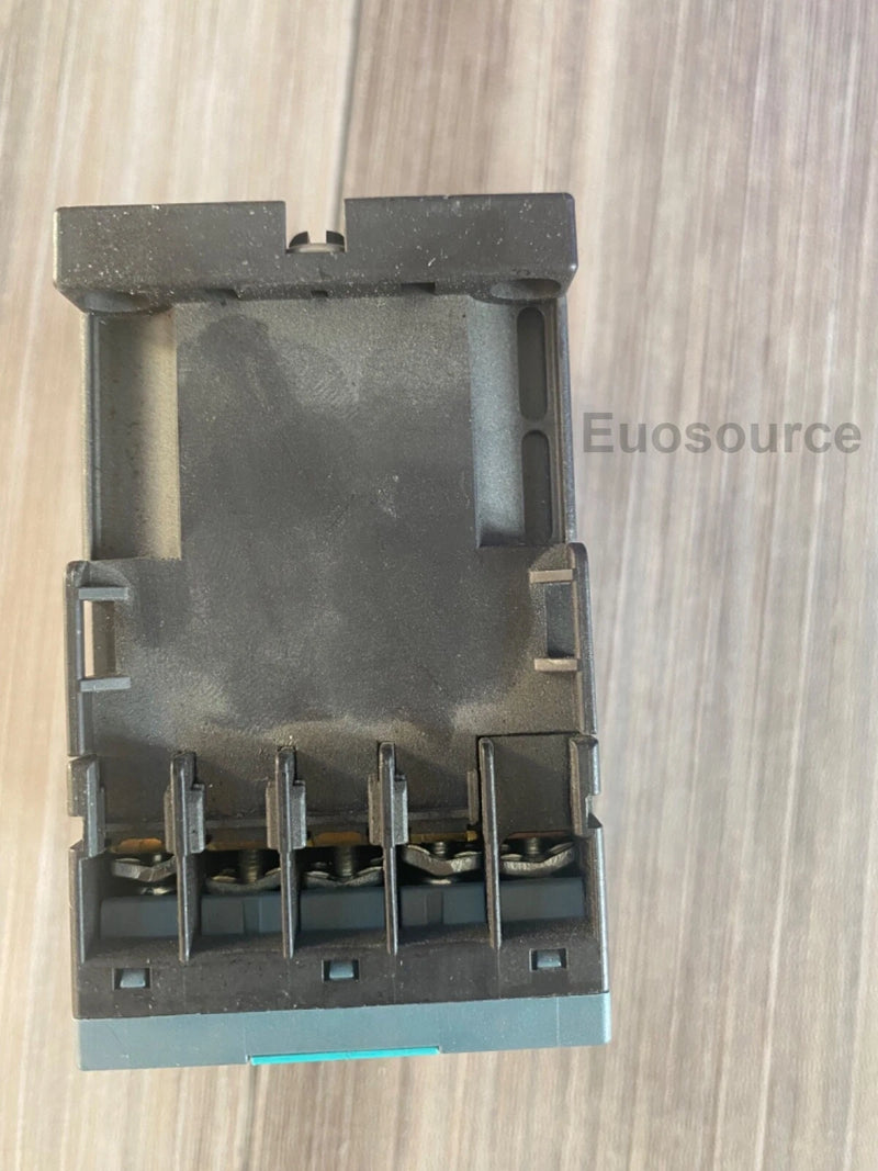 3RT2015-1AP02 Siemens Power Contactor