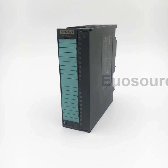6ES7332-5HD01-0AB0 Siemens SIMATIC S7-300 SM 332 Analog Output Module