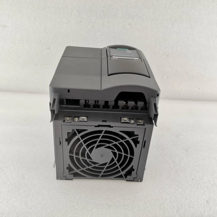 6SE6420-2AC23-0CA1 Siemens Frequency Converter