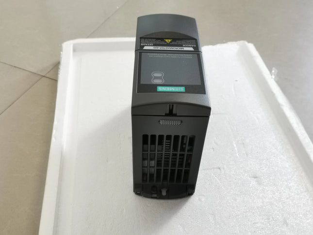 6SE6420-2UD13-7AA1 Siemens Frequency Converter