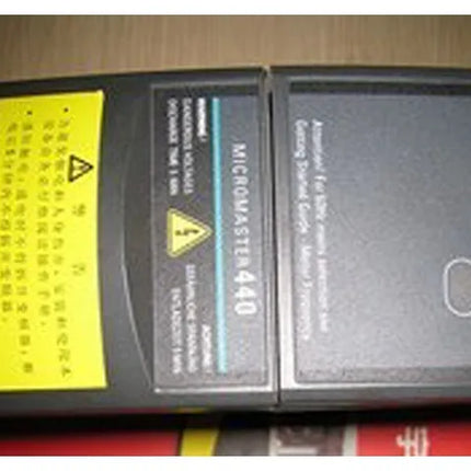 6SE6440-2AB12-5AA1 Siemens Frequency Converter