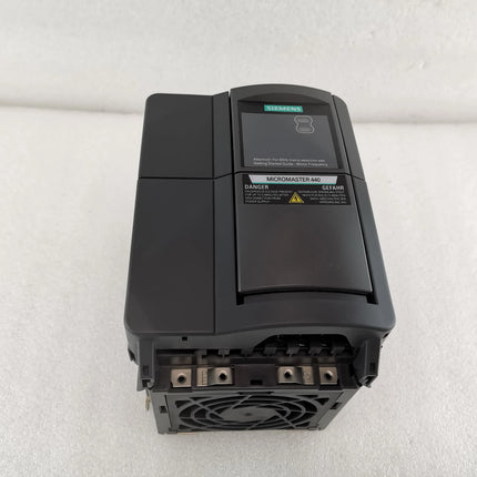 6SE6440-2AD23-0BA1 Siemens Frequency Converter