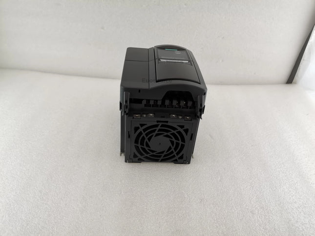 6SE6440-2AD23-0BA1 Siemens Inverter