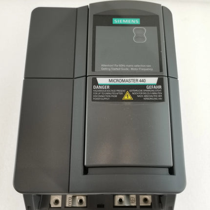 6SE6440-2AD24-0BA0 Siemens Frequency Converter