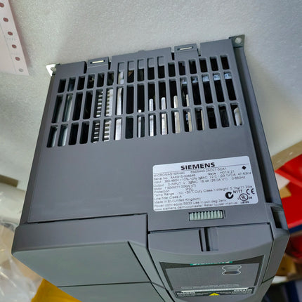 6SE6440-2AD27-5CA1 Siemens Frequency Converter