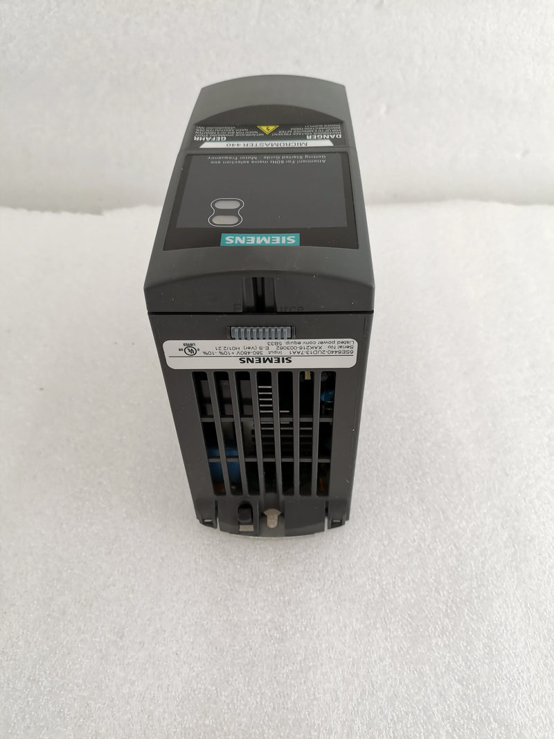 6SE6440-2UD13-7AA1 Siemens Inverter