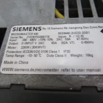 6SE6440-2UD32-2DB1 Siemens Frequency Converter