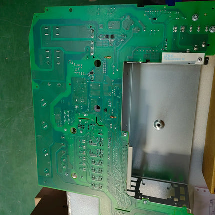 6SE7021-0TA84-1HF3 Siemens Frequency Converter