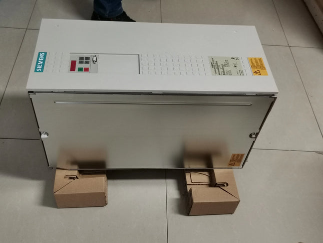 6SE7024-7TD61 Siemens Frequency Converter