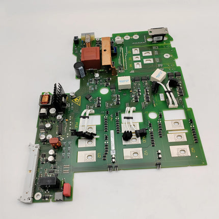 6SE7024-7TD84-1HF5 Siemens Frequency Converter