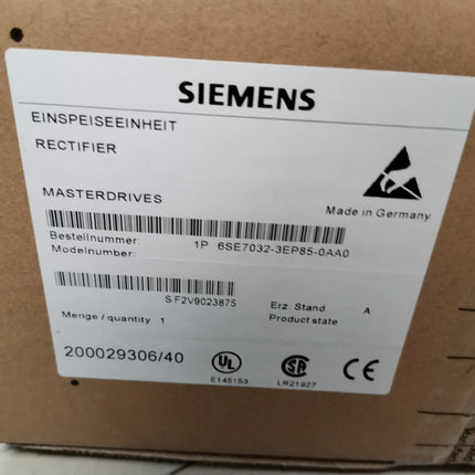 6SE7032-3EP85-0AA0 Siemens Frequency Converter