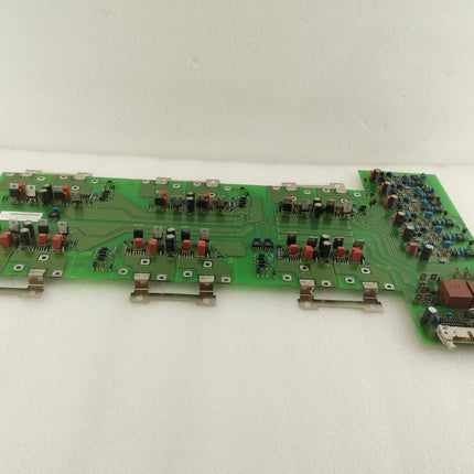 6SE7033-2EG84-1JF1 Siemens Frequency Converter