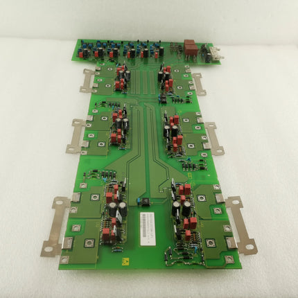 6SE7033-2EG84-1JF1 Siemens Frequency Converter