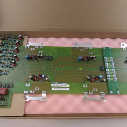 6SE7035-1EJ84-1JC1 Siemens Frequency Converter