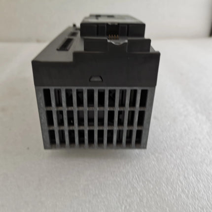 6SL3040-0LA00-0AA1 Siemens Frequency Converter