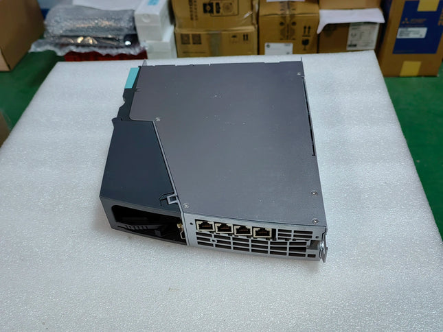 6SL3040-0MA00-0AA1 Siemens Frequency Converter
