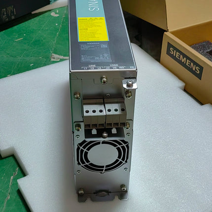 6SL3100-0BE21-6AB0 Siemens Frequency Converter