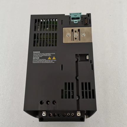 6SL3210-1SE21-0UA0 Siemens Frequency Converter