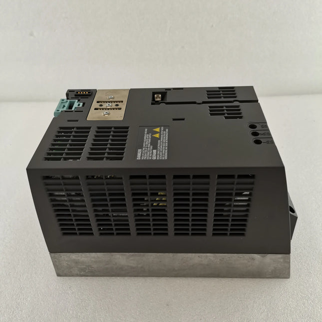 6SL3210-1SE21-0UA0 Siemens Frequency Converter