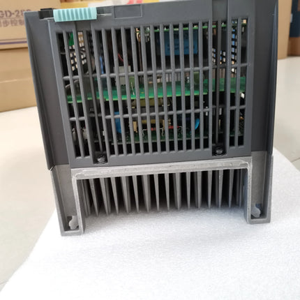 6SL3210-1SE21-8AA0 Siemens Frequency Converter