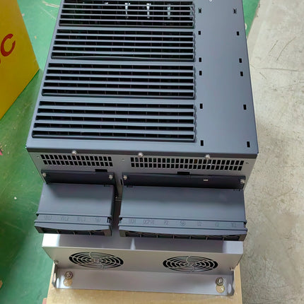 6SL3224-0BE37-5UA0 Siemens Frequency Converter