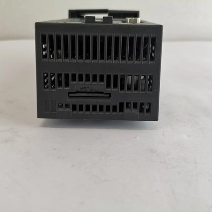 6SE7024-1EP85-0AA0 Siemens Frequency Converter