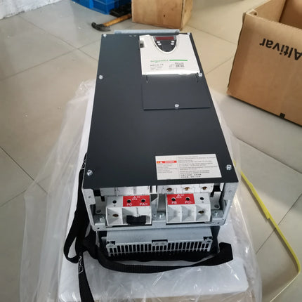 ATV71HD30N4Z Schneider Variable Frequency Driver