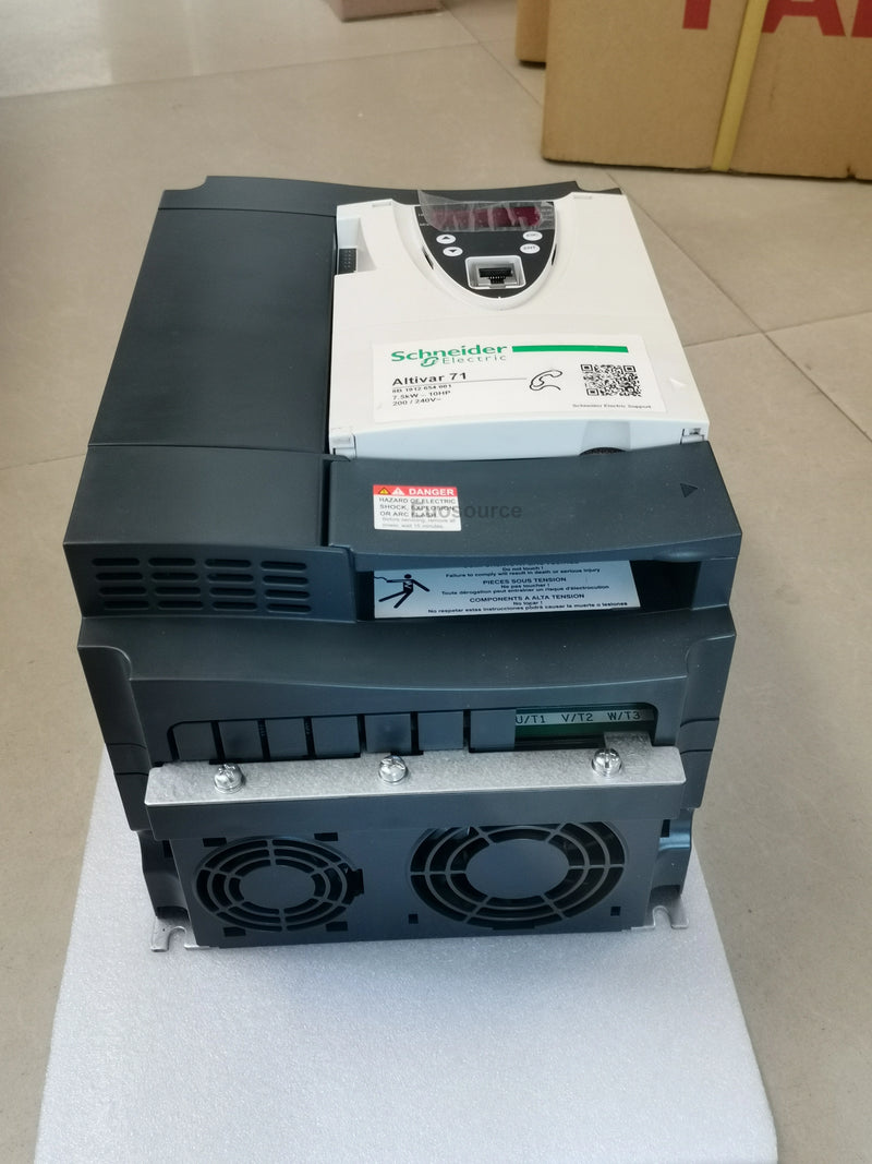 ATV71HU75M3 Schneider Inverter