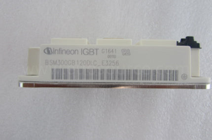 BSM300GB120DLC-E3256 Infineon IGBT