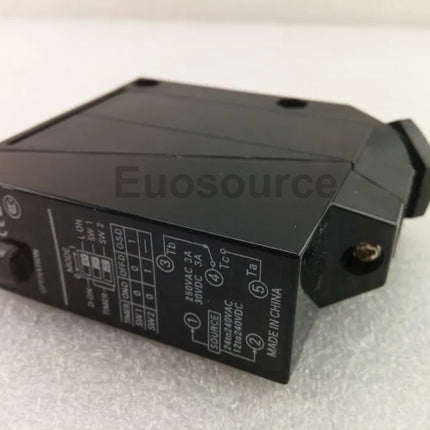 C200H-MR831 Omron PLC Expandable 880 I/O