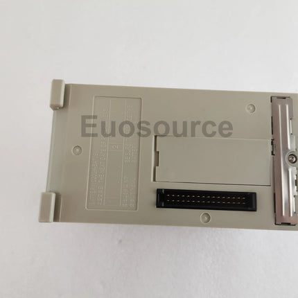 C200HE-CPU42 Omron PLC Expandable 880 I/O