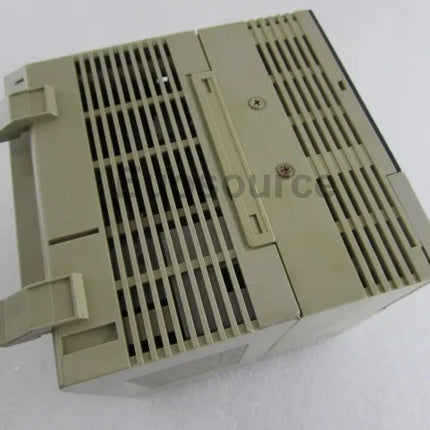 C200HS-CPU21-E Omron PLC Expandable 880 I/O