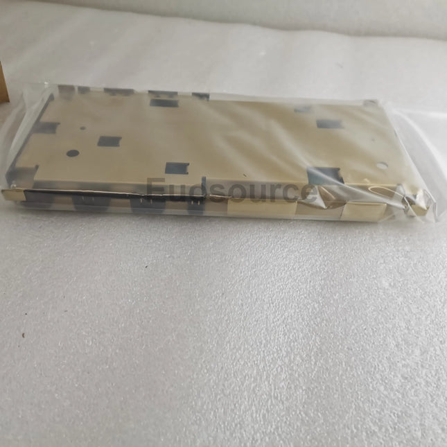 C200HW-BC031 Omron PLC Expandable 880 I/O