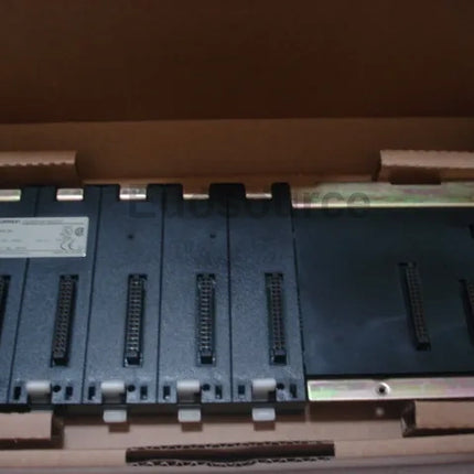 C200HW-BC051 Omron PLC Expandable 880 I/O