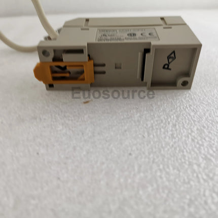 CPM1-CIF01 Omron PLC 24 in /16 out Relay