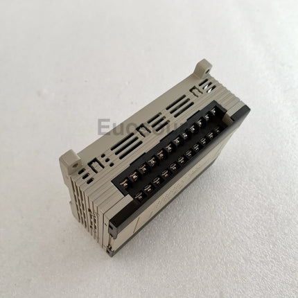 CPM1A-30CDT1-D Omron PLC 24 in /16 out Relay