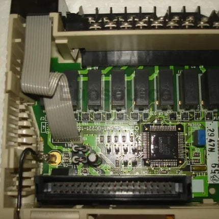 CQM1-OC221 Omron PLC Modular 256 I/O