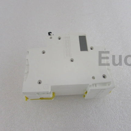 IC60N 2P 32A Schneider Circuit Breaker