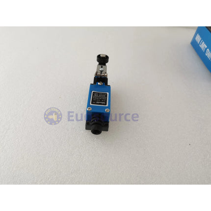 MOUJEN ME-8104 Limit Switch - SPDT, Roller Lever