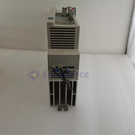 LENZE EVS9322-EK 9300 Servo Cam Profiler - 0.75 kW, 400 V