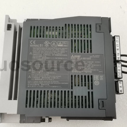 MR-J4-60B-RJ020 Mitsubishi Servo Drive