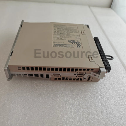 SGD7S-2R8A20A Yaskawa Servo Drive Industrial Applications
