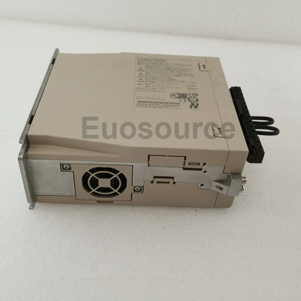 SGD7S-5R5A20A Yaskawa Servo Drive EtherCAT Analog control