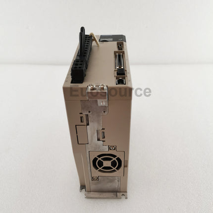 SGD7S-7R6A00A002 Yaskawa Servo Drive For industrial