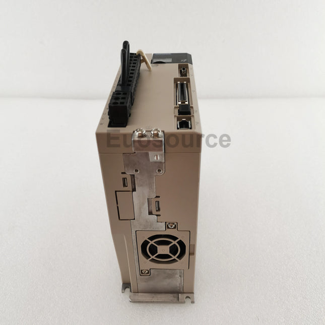 SGD7S-7R6A00A002 Yaskawa Servo Drive For industrial
